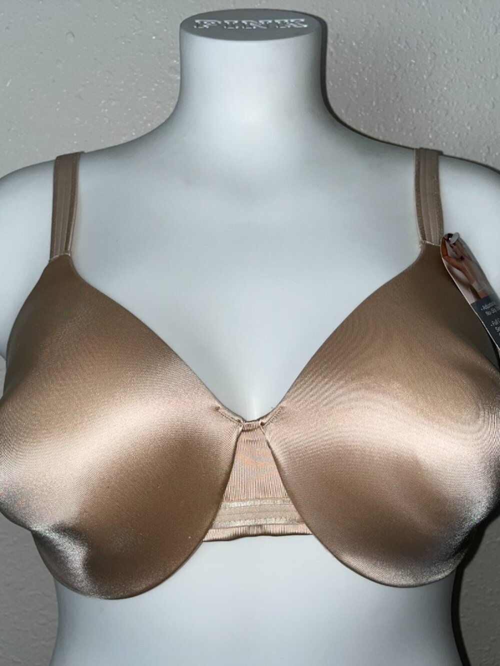 BALI ONE SMOOTH U CONCEALING AND SHAPING TSHIRT BRA SZ 34DD